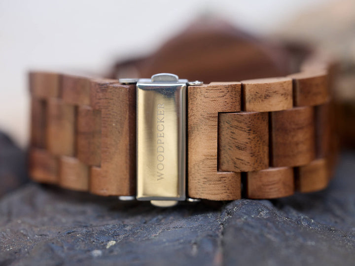 Artem - Walnut