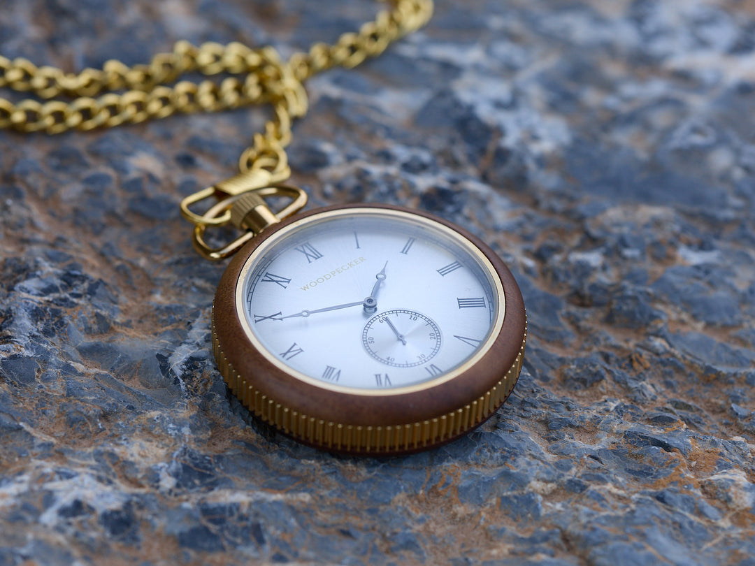 Zenith - Walnut