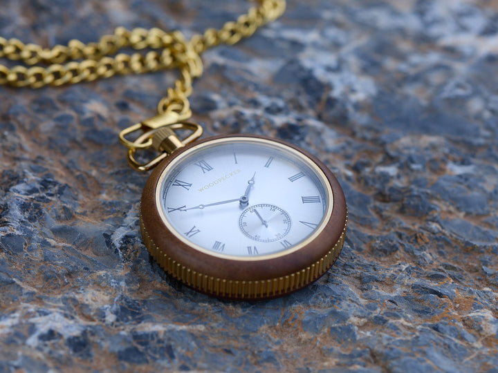 Zenith - Walnut