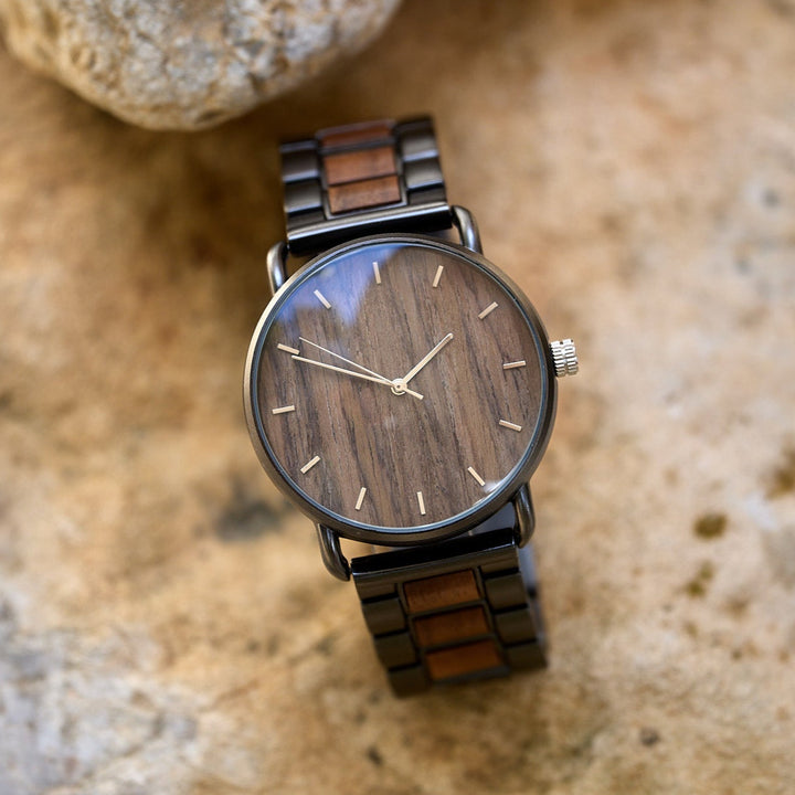 Roland - Walnut