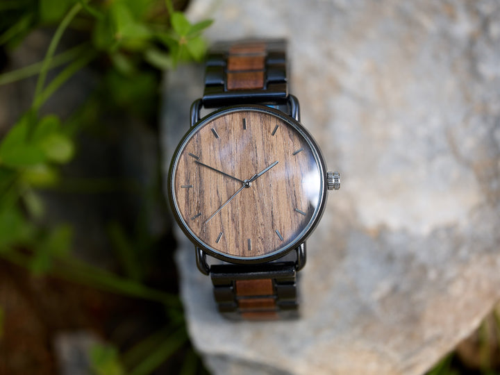 Roland - Walnut
